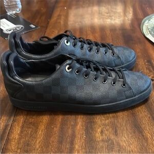Louis Vuitton Men's Dark Gray Sneakers